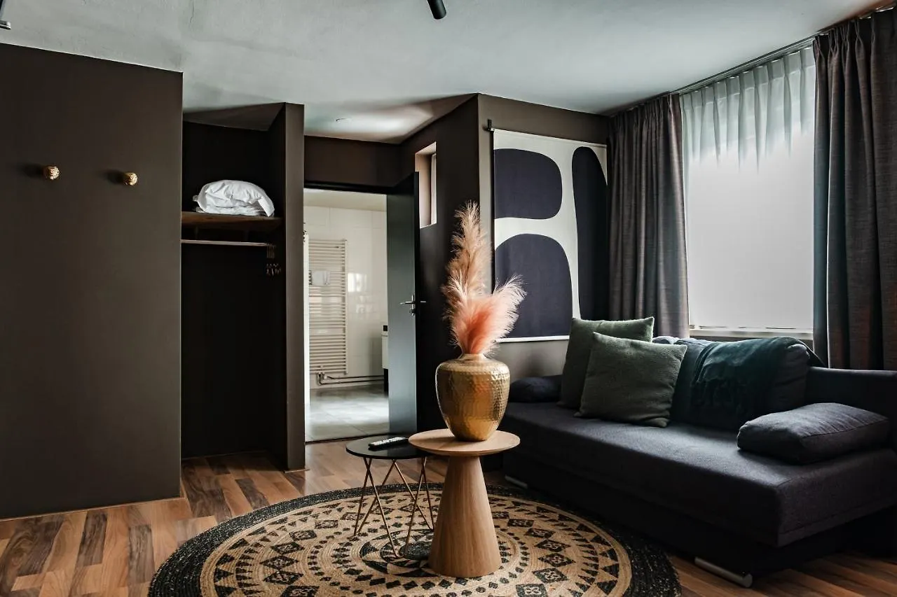 Hotel La Casa Valkenburg aan de Geul 2*,  Netherlands